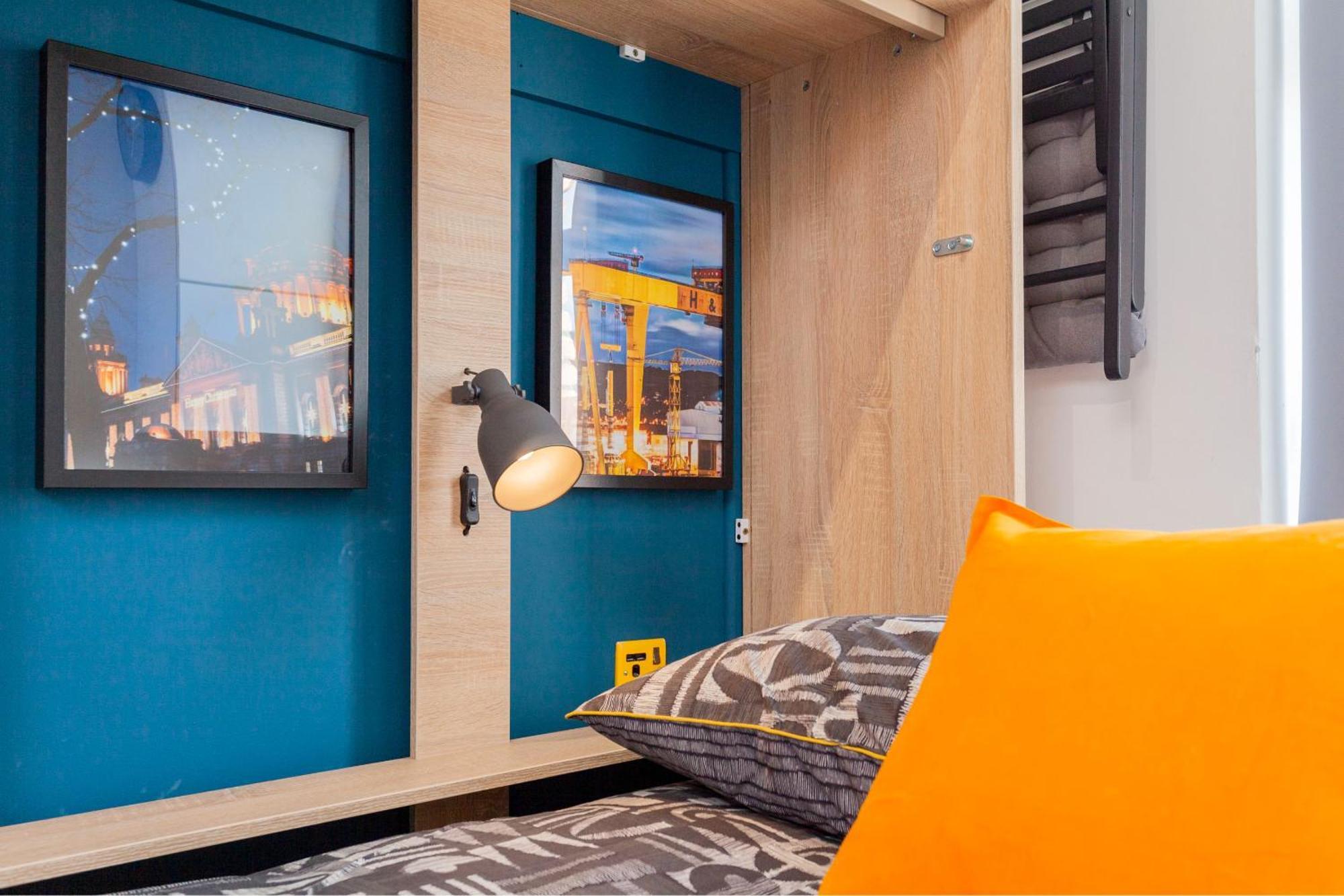בלפסט Funky City Apartment - Secure Parking - Wifi - Sleeps 6 - No Parties מראה חיצוני תמונה